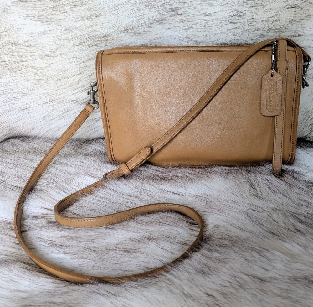 Vintage Coach Basic Bag Style #9544 Costa Rica 1992 - Picture 2 of 15